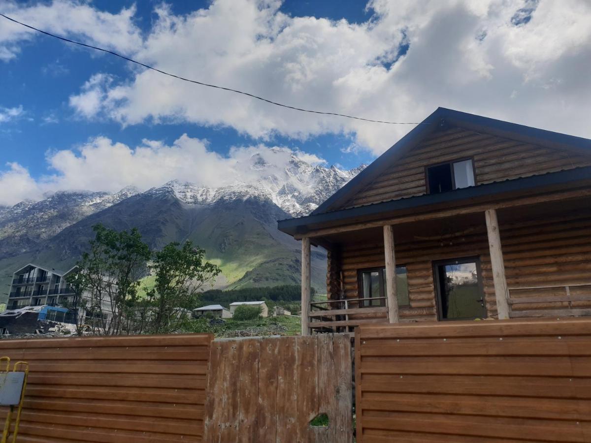 Old Hut Villa Kazbegi Exterior foto