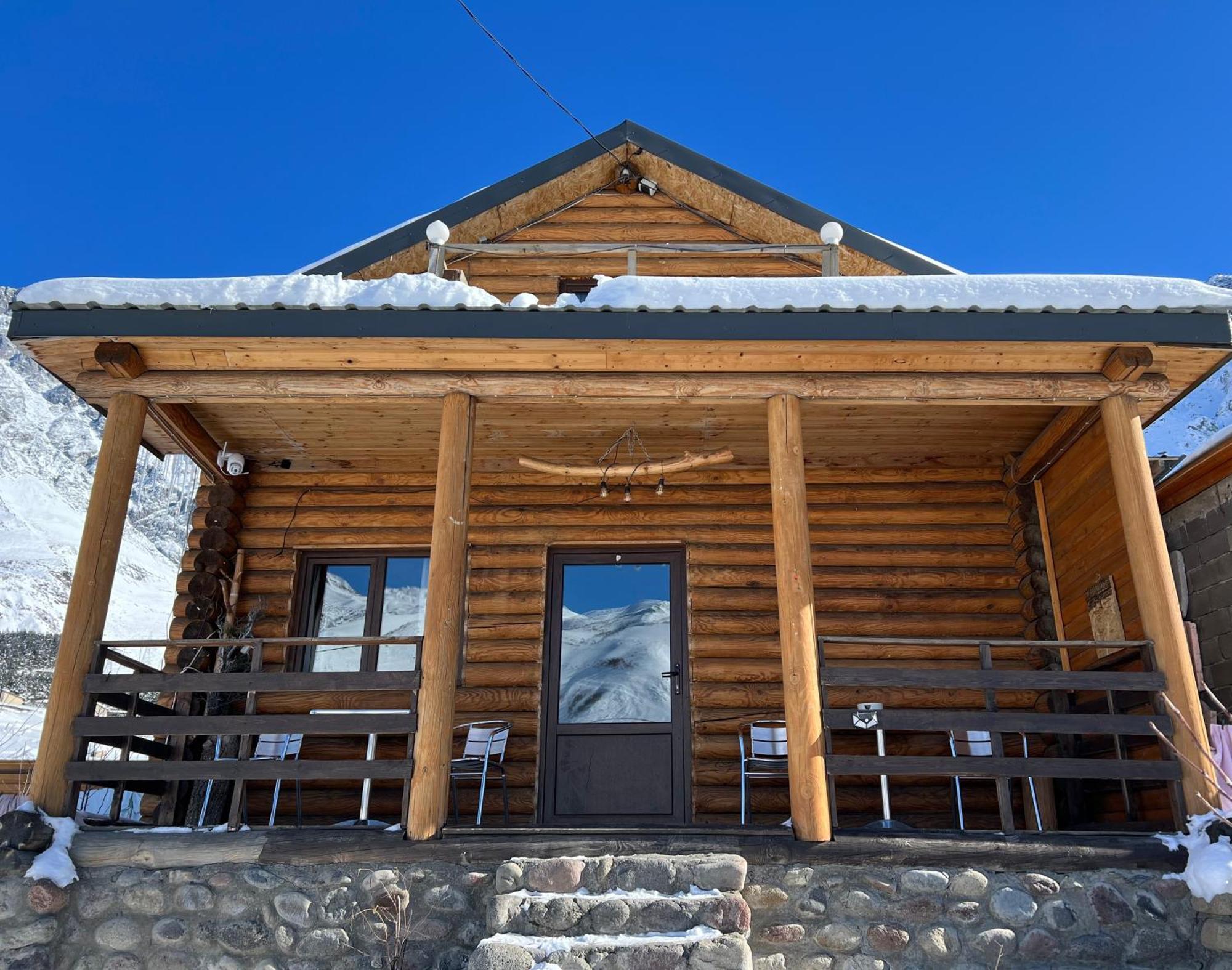 Old Hut Villa Kazbegi Exterior foto